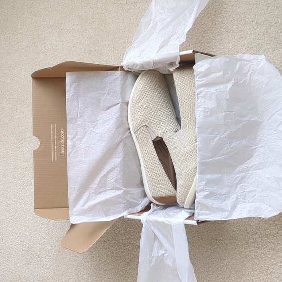 NWB Slip-on Loafer - Picture 2 of 7